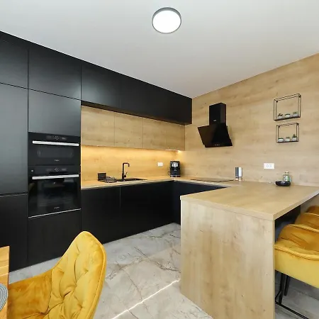 Good Vibes With Heated Pool * Vrsi