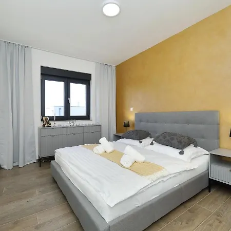 Villa Good Vibes With Heated Pool