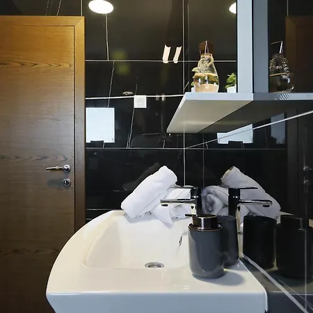 Good Vibes With Heated Pool *