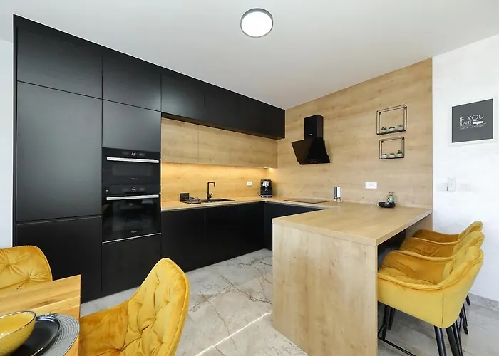 Good Vibes With Heated Pool * Vrsi