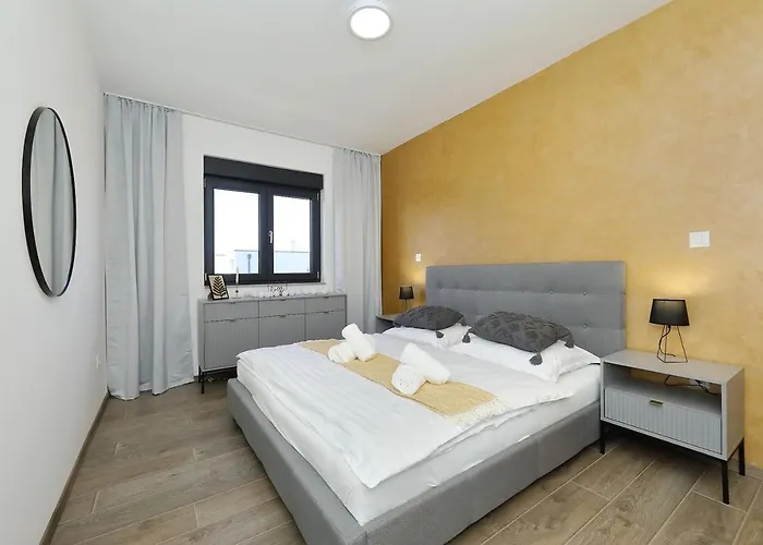 Villa Good Vibes With Heated Pool