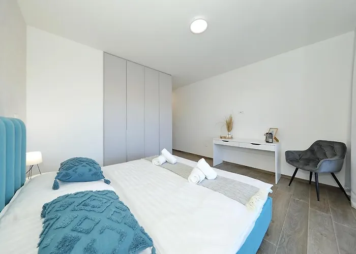 Good Vibes With Heated Pool